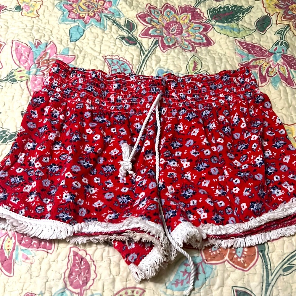 Medium red floral shorts